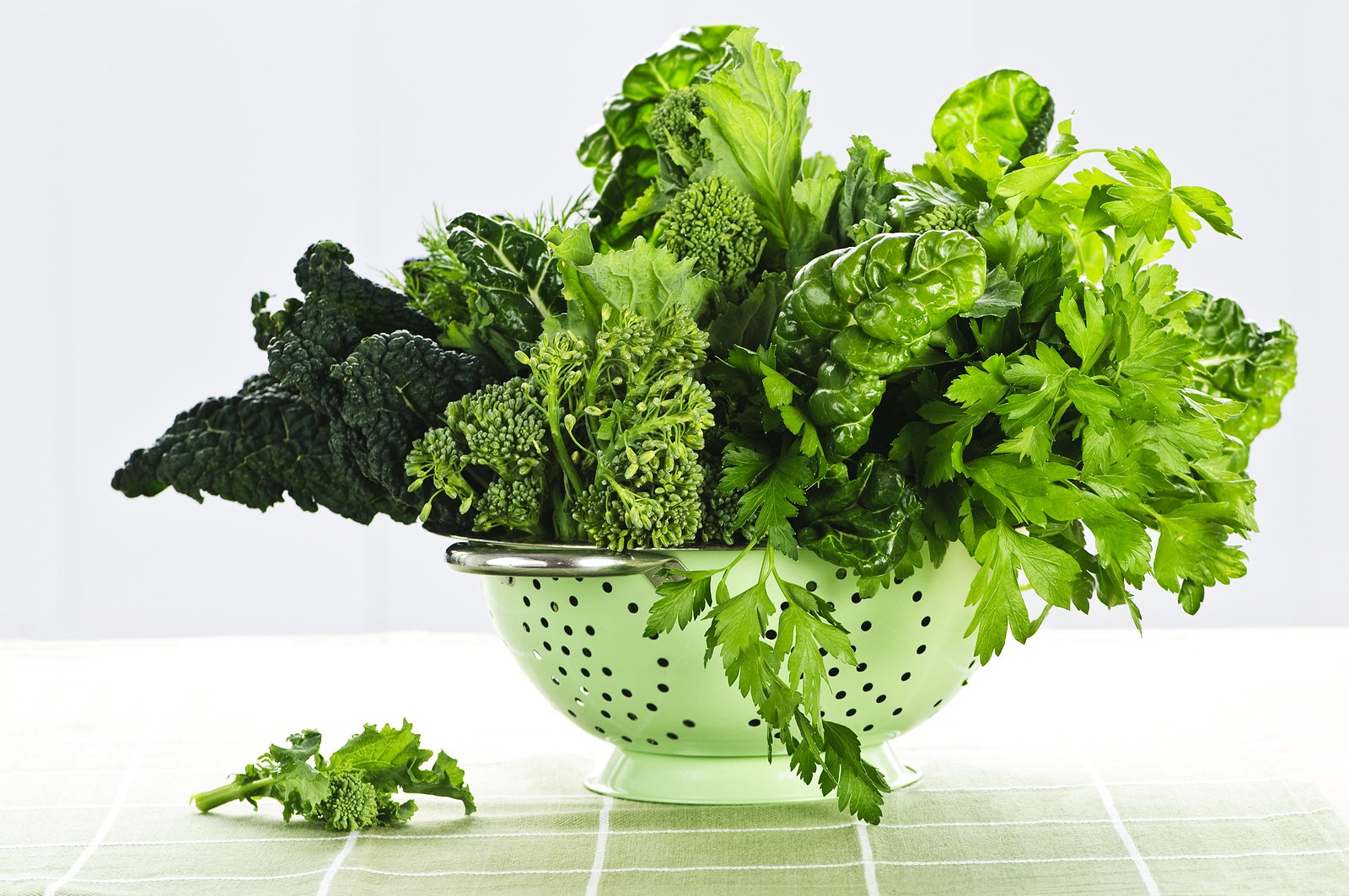 bigstock-Dark-Green-Leafy-Vegetables-In-6405856
